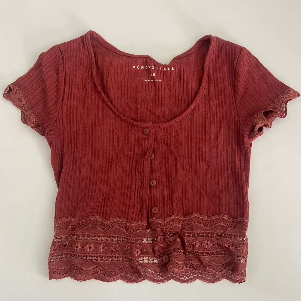 Burnt orange/red cropped short sleeve button up Lacey top in size XS